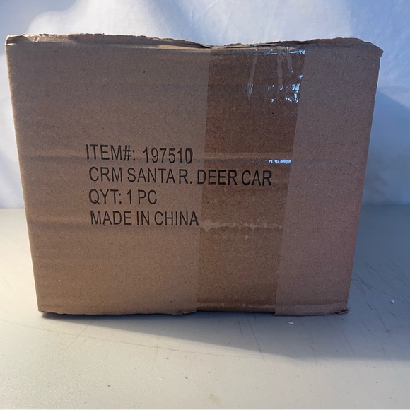 Red Santa and Reindeer Ceramic Planter NEW with box can ship ASAP Best offer - Picture 8 of 10